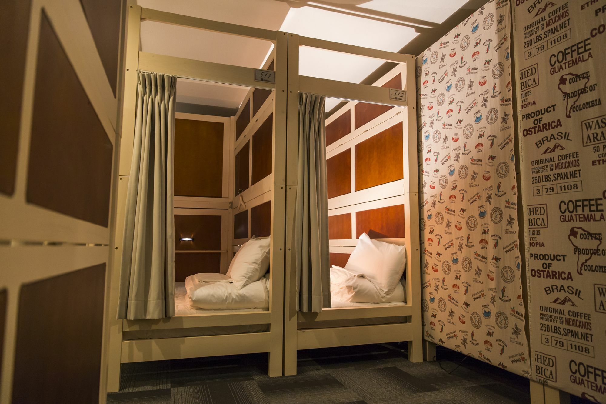 Hostel Viaggio Осака Екстер'єр фото
